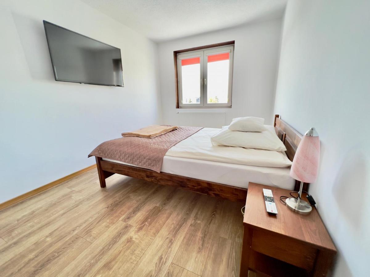 Centrum Konferencyjne Brancon Babimost Экстерьер фото