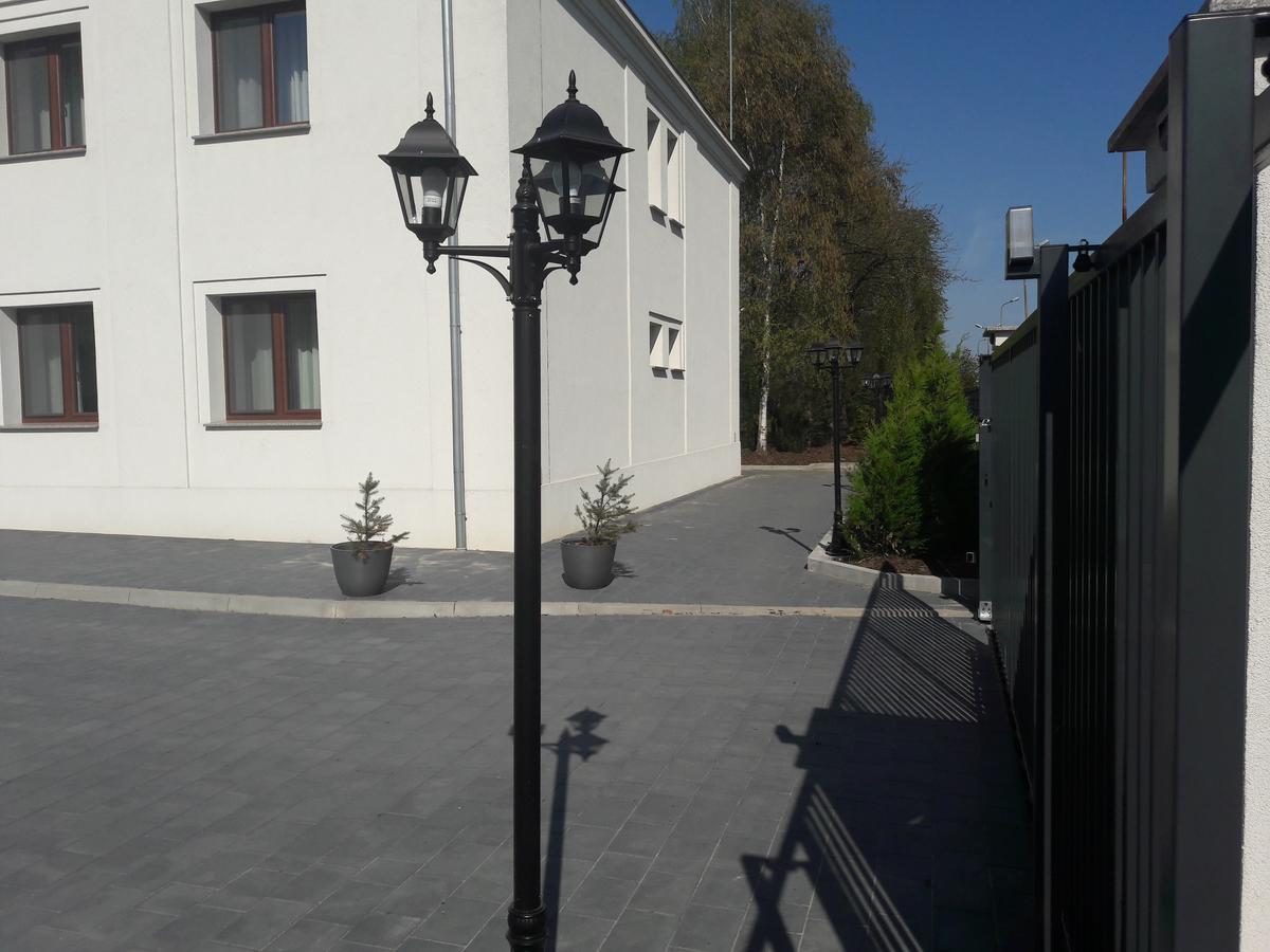 Centrum Konferencyjne Brancon Babimost Экстерьер фото